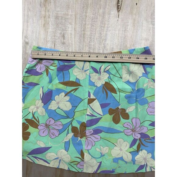 Sanctuary Revolve Mini Skirt New! 100% Rayon Pastels Easter Greens Pinks - Picture 5 of 5
